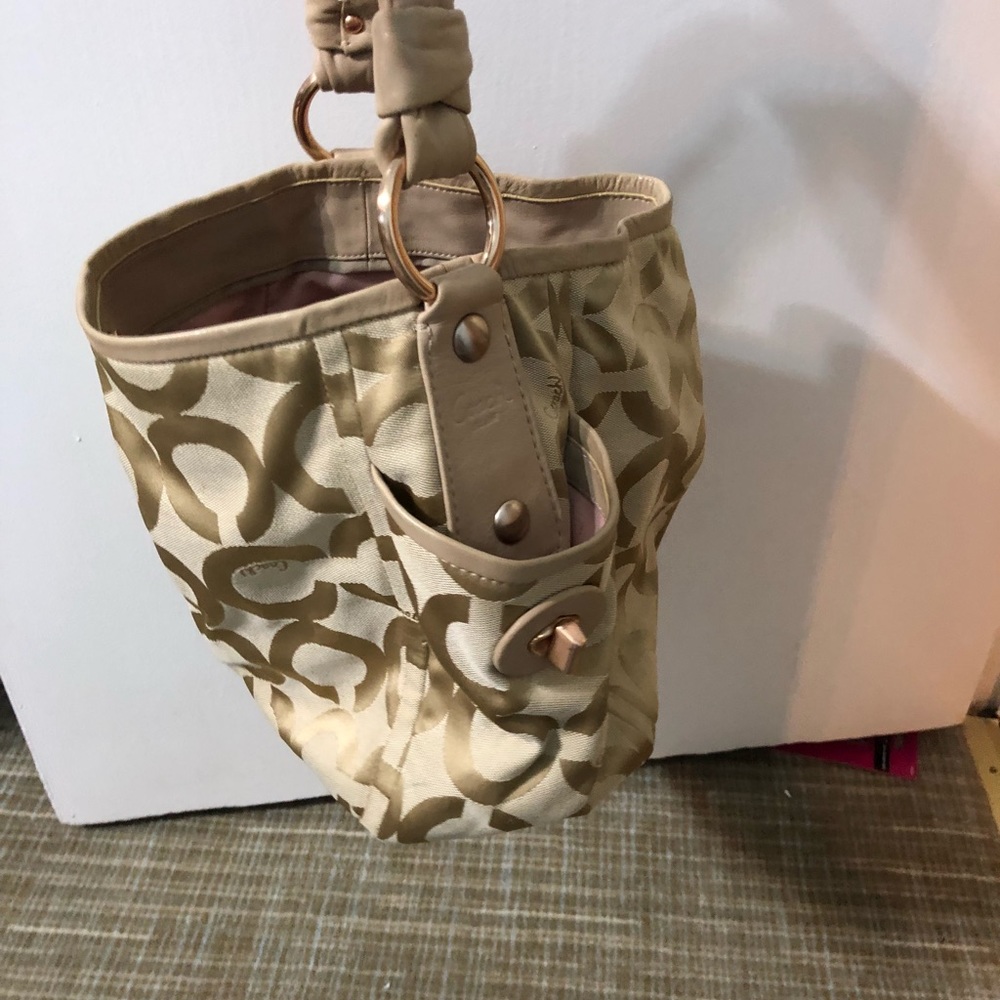 Coach bag great condition - Picture 4 of 10